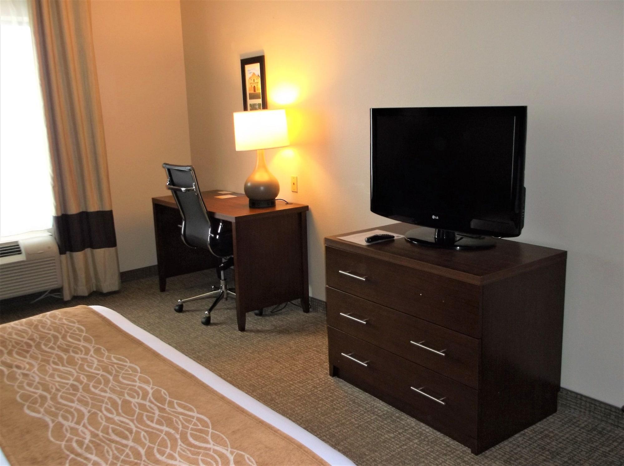 Comfort Inn & Suites Сегин Экстерьер фото