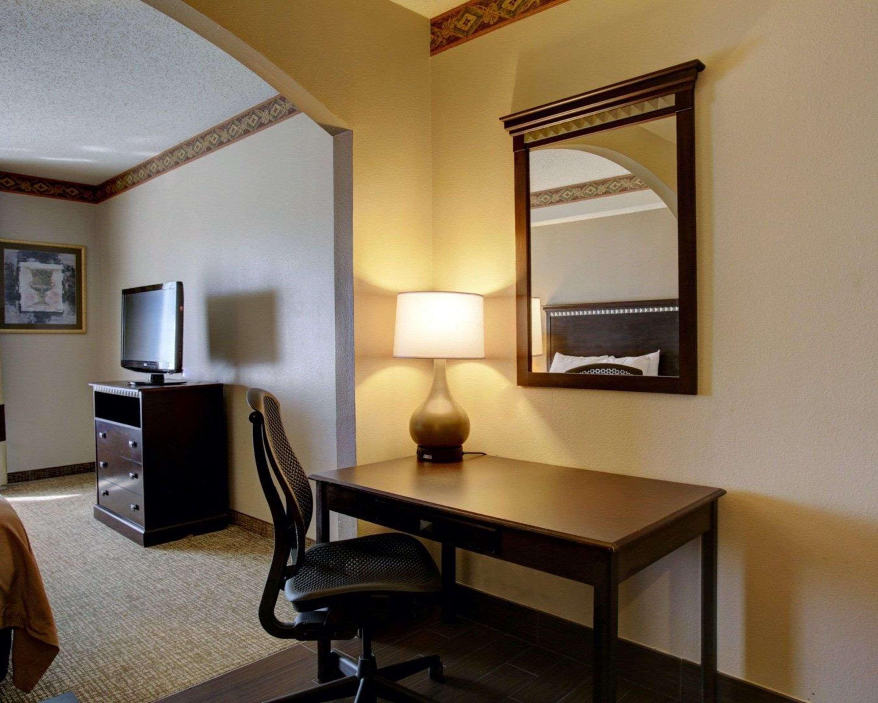 Comfort Inn & Suites Сегин Экстерьер фото
