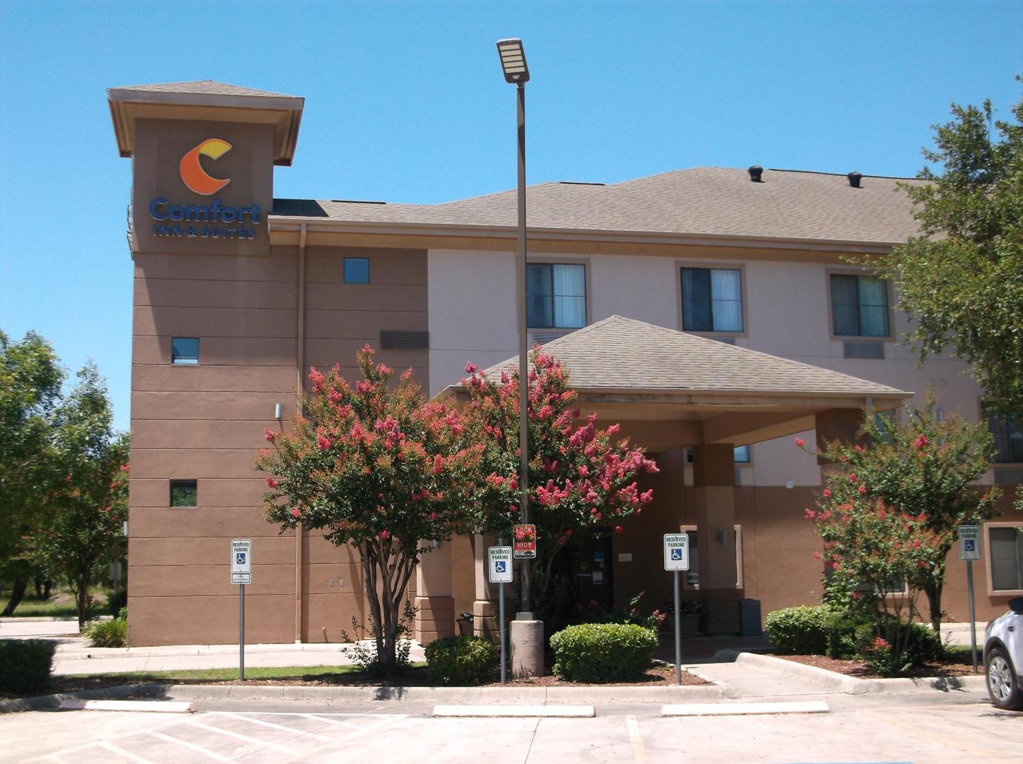 Comfort Inn & Suites Сегин Экстерьер фото