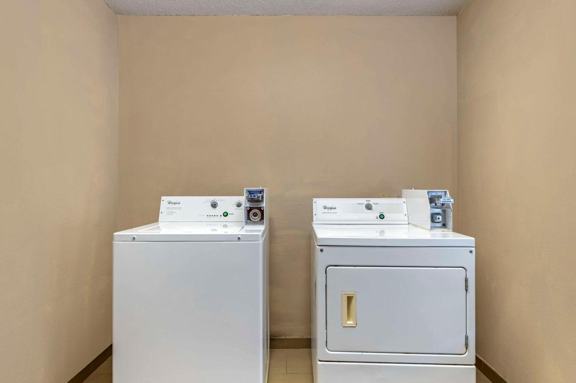 Comfort Inn & Suites Сегин Экстерьер фото