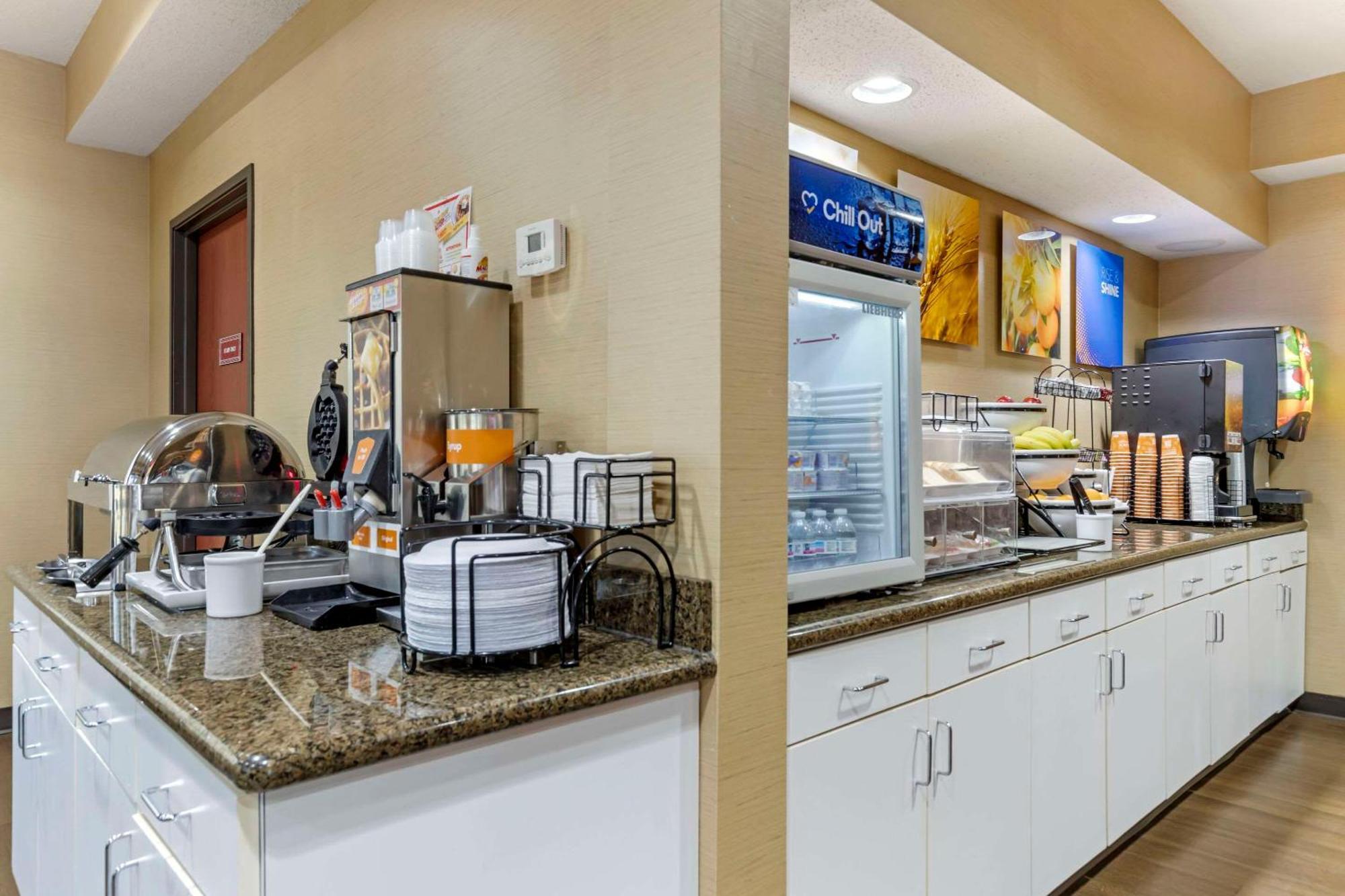 Comfort Inn & Suites Сегин Экстерьер фото