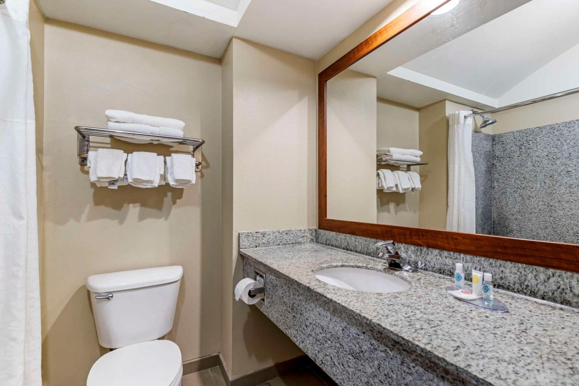 Comfort Inn & Suites Сегин Экстерьер фото