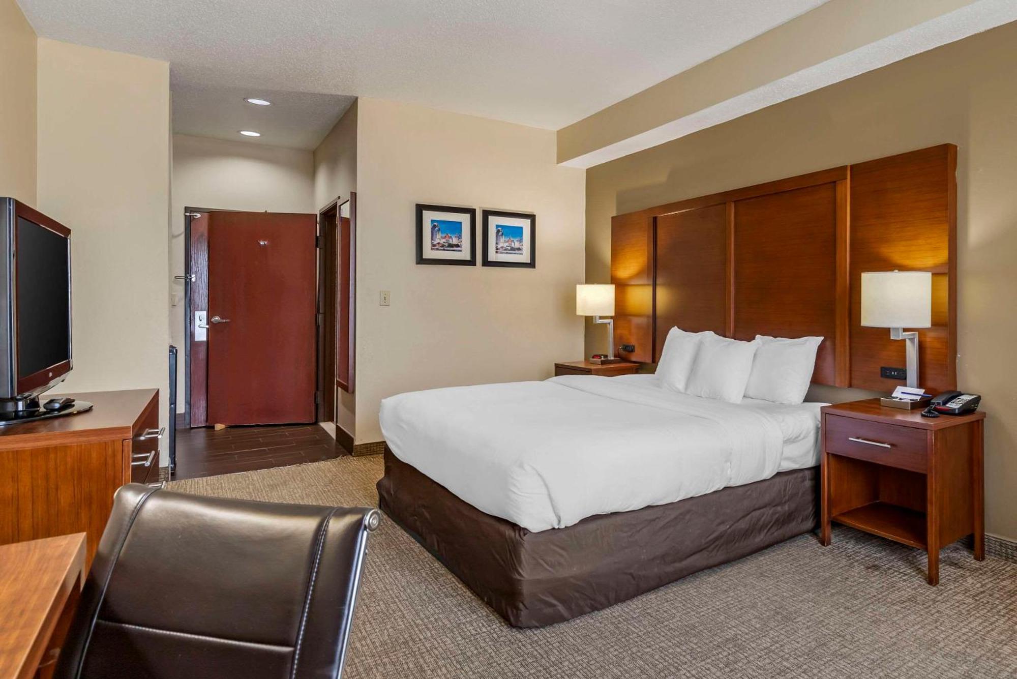 Comfort Inn & Suites Сегин Экстерьер фото