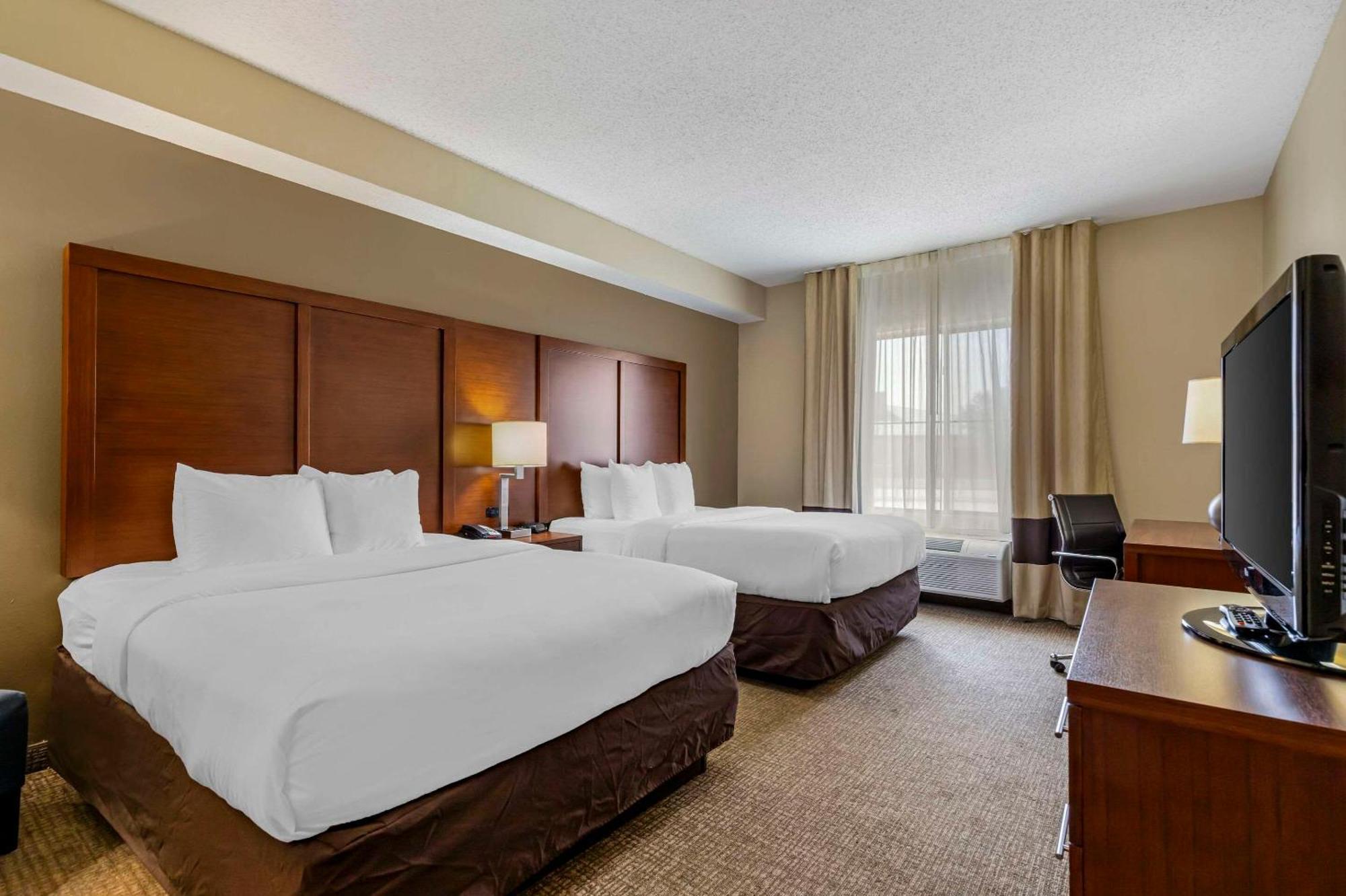 Comfort Inn & Suites Сегин Экстерьер фото