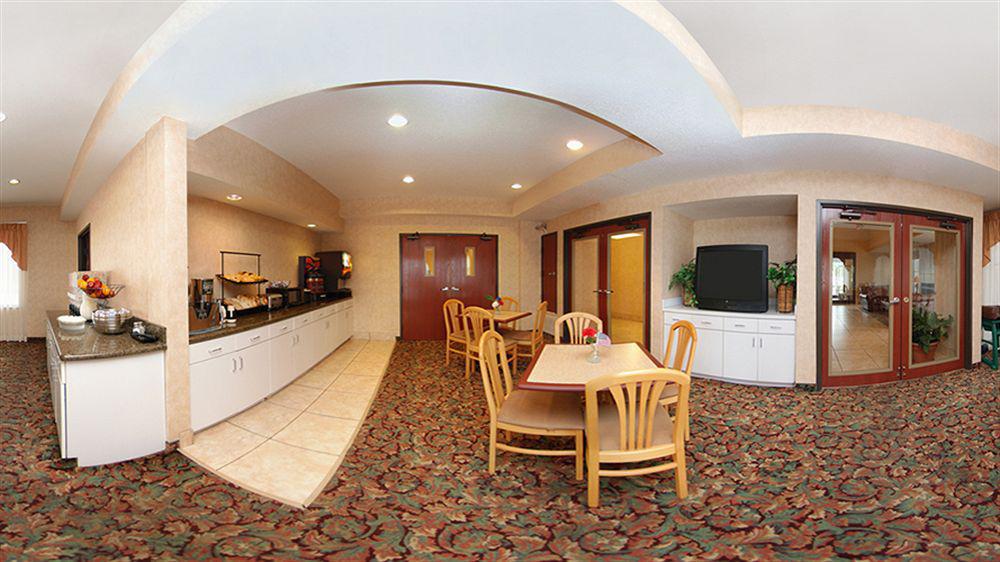 Comfort Inn & Suites Сегин Экстерьер фото